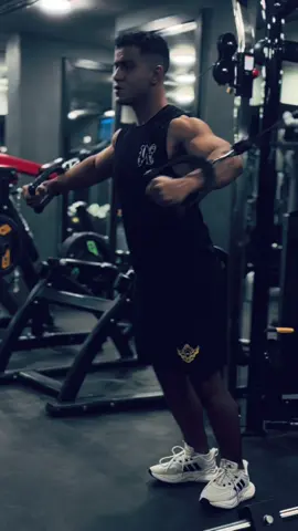 انا رجعت 🦅 #mohamedzekaa #foryou #حدايق_القبه #gym #Fitness #fypシ #⭐️ #🦅 