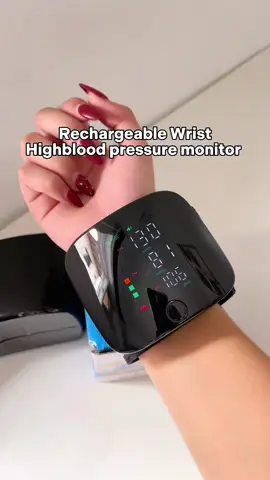 Mabilis at madaling mamomonitor ang blood pressure kapag ito ang gamit mo! 🥰  #bloodpressuremonitor #rechargeable #rechargeablewristbloodpressure 