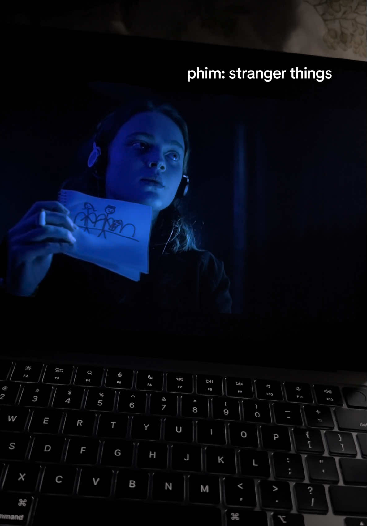 xem khúc này thương Max v~😭 #strangerthings #netflix #movierecommendation #movietowatch #movies #netflixandchill #phimhay #seriesnetflix #netflixrecommendations #netflixseries #netflixseries #mustwatch #movie 