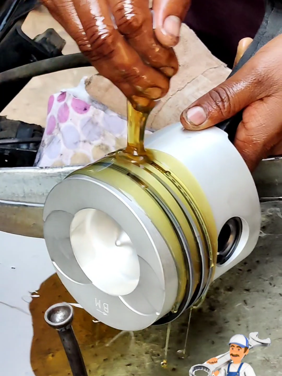 amazing diesel engine pistion fitting #engine #mechanic #mechanical #skills #repair #rebuild #restoration #engineering #tik_tok #fyp #forupage #for #foru #tiktokforyou 