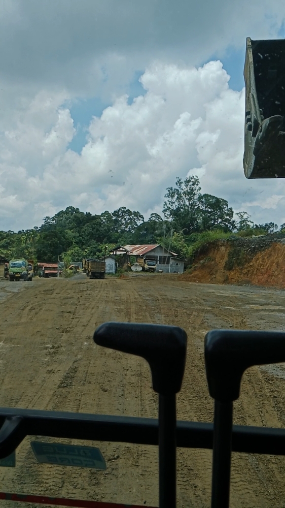 , #JanganLupaBersyukur😇🙏#KuliTskPunyaCerita🤟🔥🔥😎👍#fyppppppppppppppppppppppp#fypviral#@Ansterdam👑 @yuliana56505 @Berto Kupang @🐍😈ARIY LETTE😈™✓🐍 @rhofand @0% @😊sayang Dia😊 @_mr.rendd_94 @kapalapi7775 @alterjr093 @ahmadarda97 @wiragavva @anak_ke.enam 