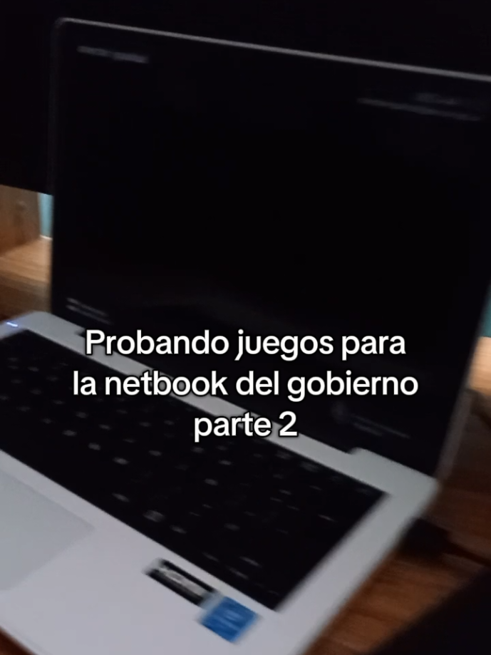 probando juegos para le netbook del gobierno parte 2 #pcdelgobierno #netbookdelgobierno #gta5 #videojuegos #fyp #parati 