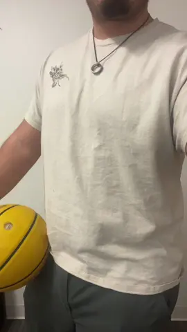 Not your average ball indeed! #cowboy#glow#in#the#dark#glowinthedark#grind#never#stops#grindneverstops#basketball#Soccer#football#sport#sports#athlete#athletes#mom#dad#kidtoys#talgic#learning#new#skills#everyday#for#you#and#me#f#y#p#fyp#fypviral#glowing#deals#bargain#forguys#forgirls#4#4you#foryourpage 