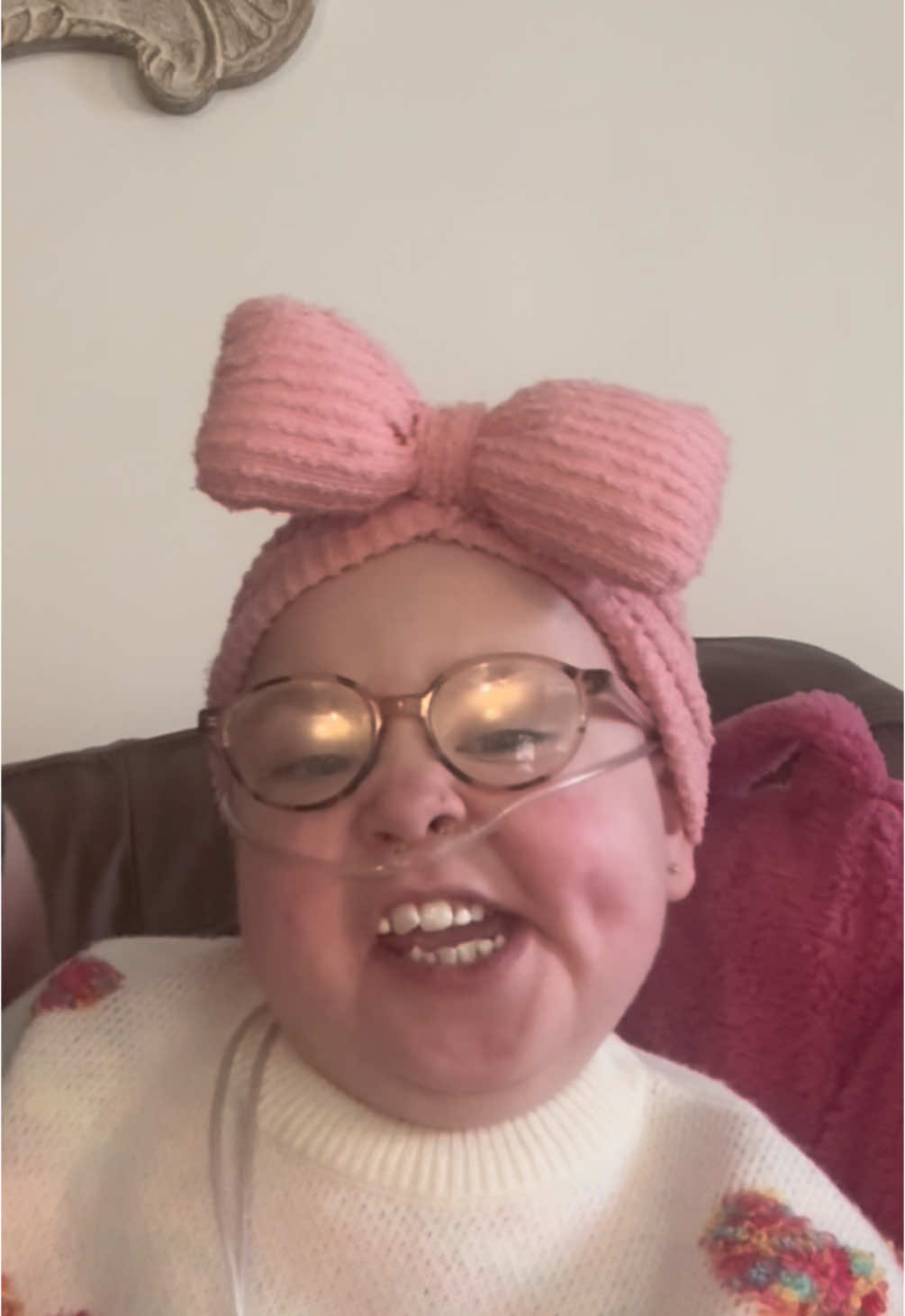 You make the face… and I’ll make the sound! 🤣 We definitely got too into this as it went on. Had about 100 outtakes too 🤣🤣 #bemorefab #havehappydays #fyp #massfollowing #youmaketheface #childhoodcancer #gvhd #alwayssmiling