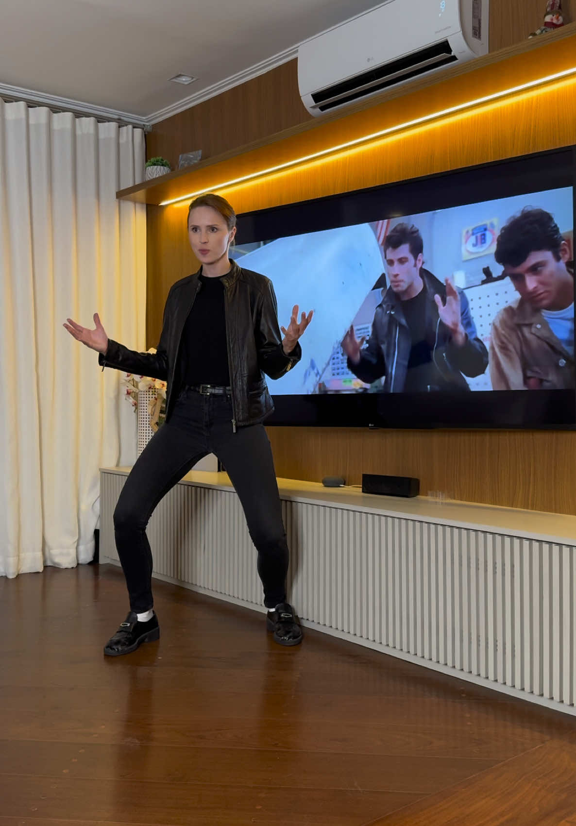 O @John Travolta tá diferente 😅 #greaselightning #grease #dancecover #dance #dancecover 