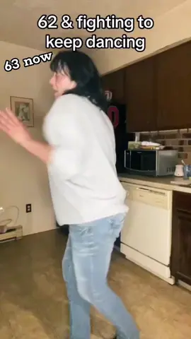 Still and old one but a favorite. #oldschool #dancingboomer #dance #keepdancing #boomer 