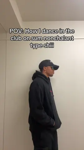 This ain’t what 2000’s me use to train for😭 #chrisbrown #rnb #throwback #dance #club #fypシ゚viral #foryoupage 