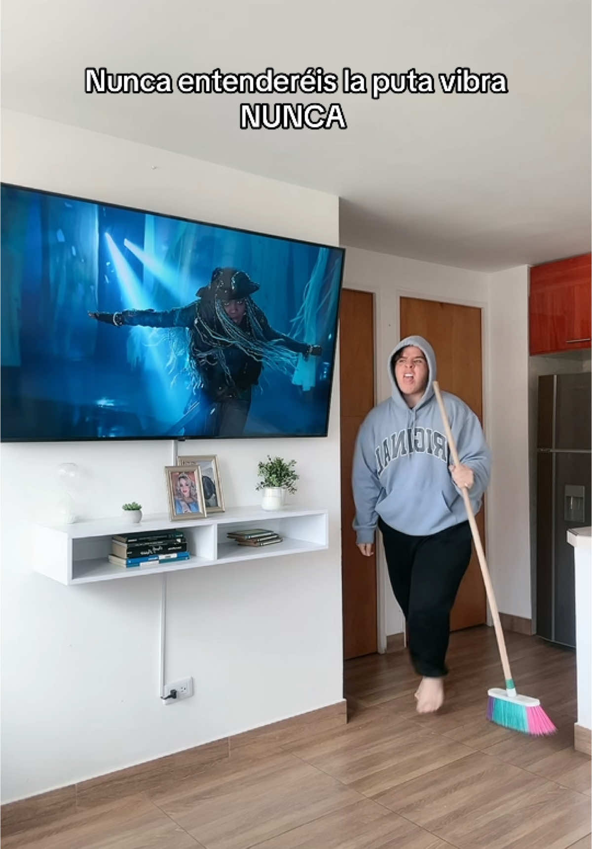 Nunca de los nunca (ig:@soygabrieloffi) #descendants #disney #disneychannel 