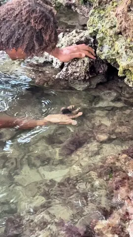 Today I went to the beach #fyp #viral #jamaica #jamaicatictok #stone 