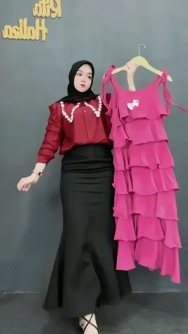 Manis bngett overalku kaya pohon natal😭 #overall #overalldress 