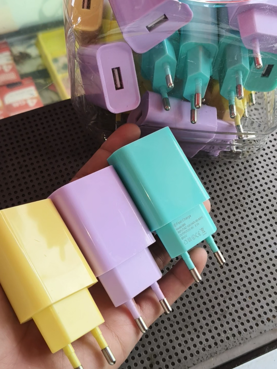 adaptor charger macaron. #adaptor #adaptorcharger #kepalacharger #Kepala Charger Ip Ori #charger #chargeriphone #Charger Murah Fast Charging Tipe C #chargermurah #chargerfastcharging #fastcharging 