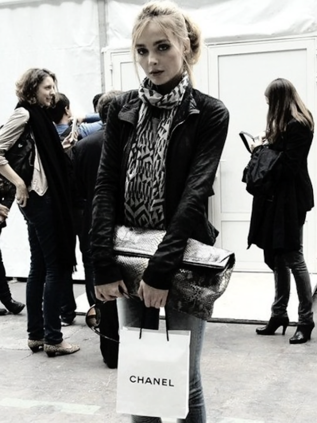 models of duty #supermodels #2000s #2000sfashion #fashion00s #fyp #fashion #slavicdolls #2000s #style2000s #y2kfashion #snejanaonopka #natashapoly #vladaroslyakova #marynalinchuk #chaneliman #adrianalima #giselebundchen 