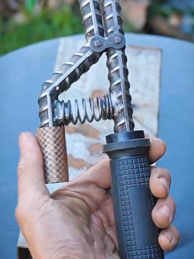 Homemade Soldering Iron Diy #DIY #tool #craft #idea #asmr #metal #welder #welding #art #fabrication #latch #lock #tools #homemade