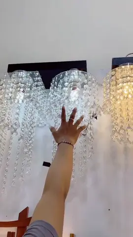 Klo dikasih cahaya putih jadi seperti ini#TikTokLIVE #LIVE #LIVEhighlights #galleryadzkia #lampukristal #WIBGAJIAN #lampuruangtamu 