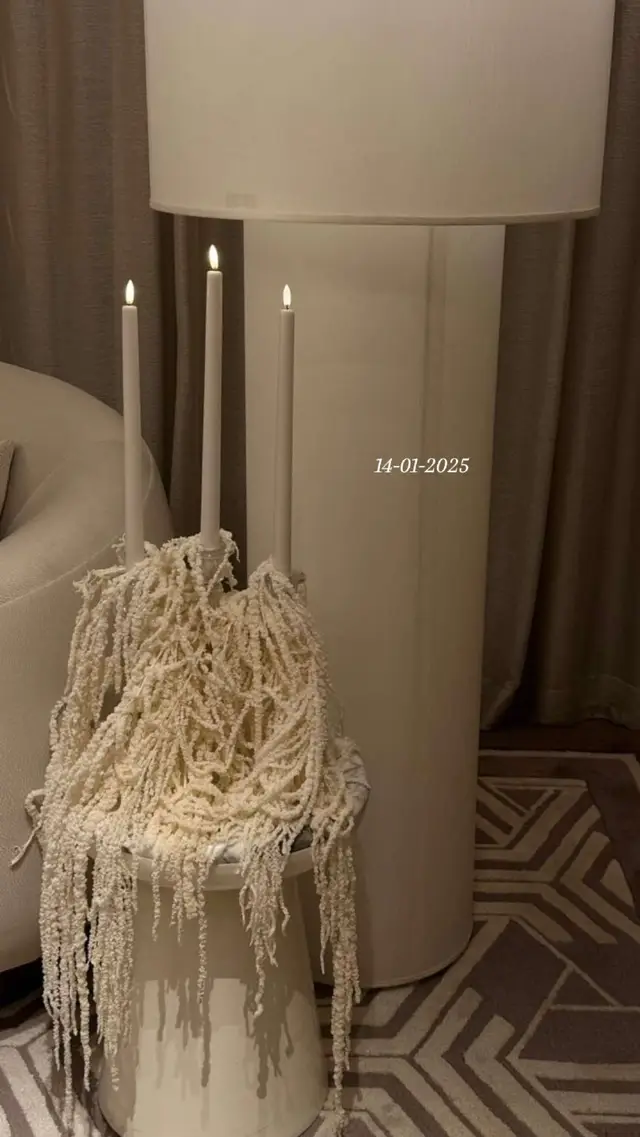 #ورد #عروس #mahaffa #explore #عرايس #الكويت #arrangement #kuwait #مهفه #dazza #flowers #كورنر_عروس #اكسبلور #