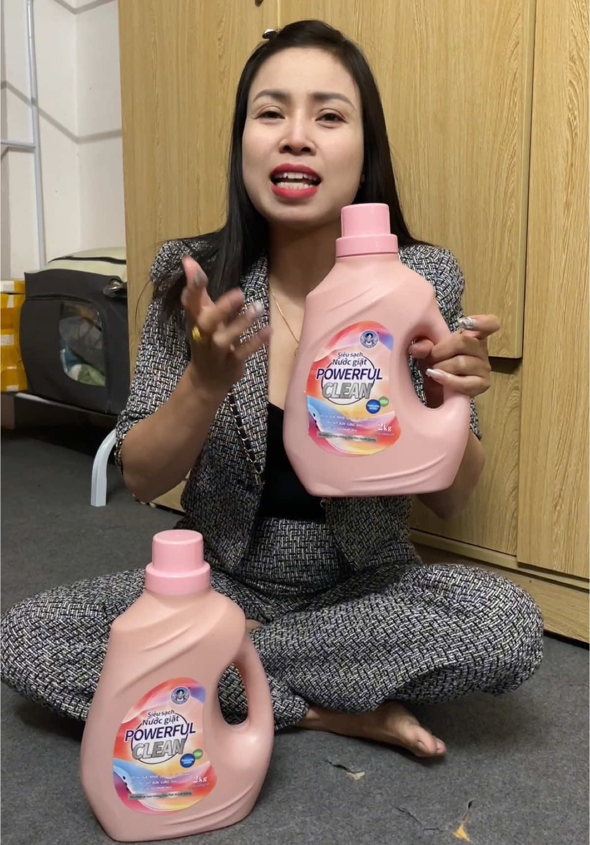 Mua 1 tặng 1 =tổng 4kg #nuocgiat #nuocgiatxa #nuocgiatcaocap #hahienhoa1 #xuhuong #thinhhanh #tienichgiadinh 