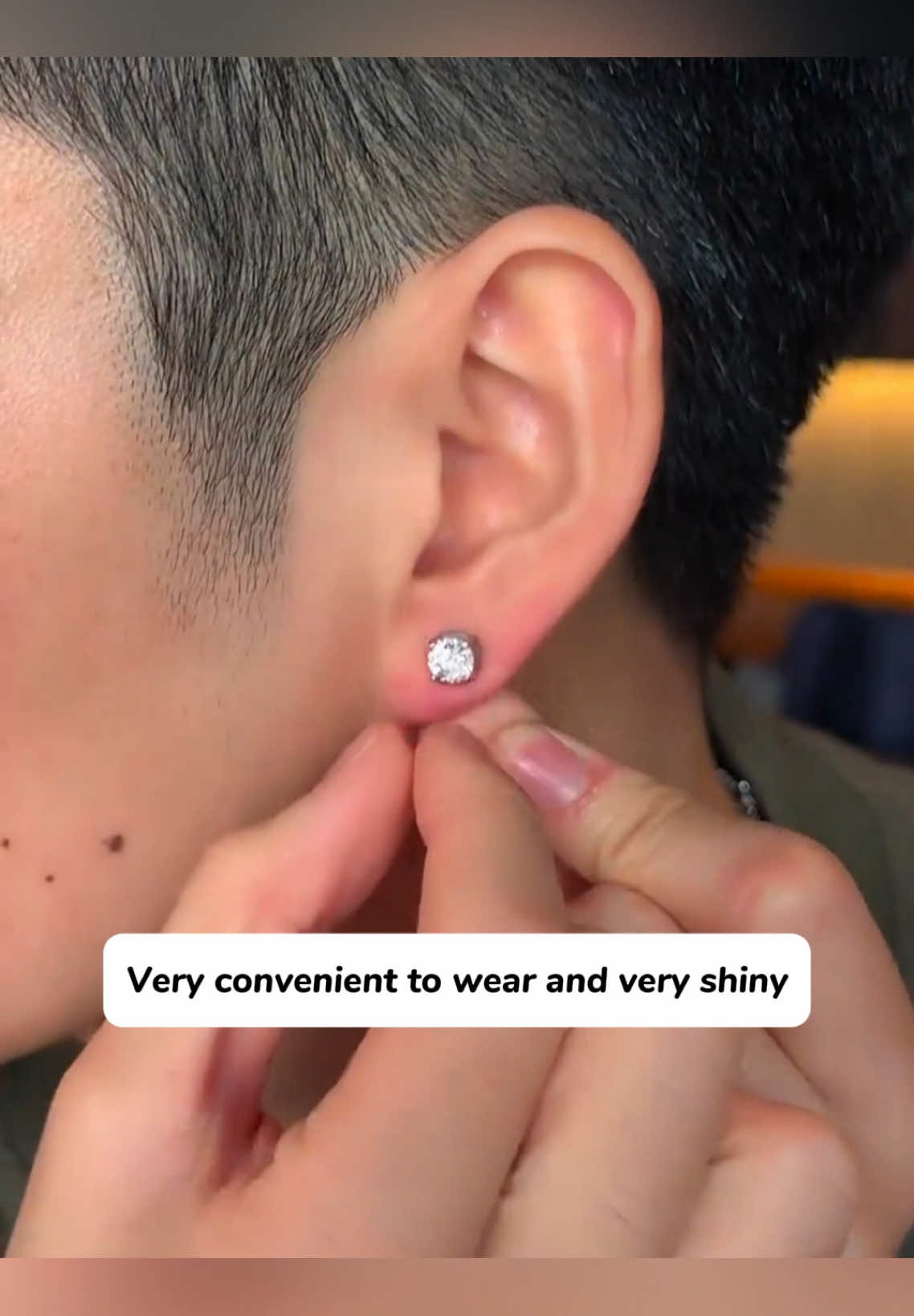 Choosing the right earrings can give you a perfect charm. I recommend this magnetic earring, which can be worn without ear piercings. #ARTPHRO #fyp #giftideas #fashion #artphroearring#earrings #Magnetism#Magneticearrings