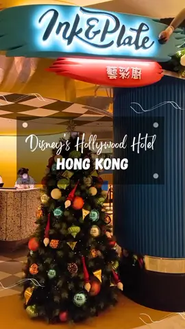 Nyobain makan malam di Ink & Plate Restaurant Disney''s Hollywood Hotel. Ternyata menu yang disajikan untuk makan malam jauh lebih bervariasi & lebih exclusive. Nah, khusus untuk makan malam tersedia menu ice cream.  Dan satu lagi yang unik, selesai makan di setiap meja akan diberikan ink & plate. Kita bisa menghias cookies sesuai selera kita & cookies tersebut bisa dimakan/dibawa pulang. 📍Ink & Plate Restaurant 🏠 Disney's Hollywood Hotel      HONG KONG ⏰ Breakfast : 07.30 AM - 11.00 AM      Lunch      : 12.00 PM - 03.00 PM      Dinner     : 05.30 PM - 10.30 PM #hongkong #disneyhotel #dinner #disneyrestaurants #buffee #fyp  #hongkongculinary #disneyfood  #disneyhollywoodhotel #fypage #reviewhotel #hk #hkculinary