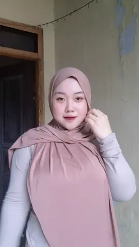 asik banget lagunya kaya kamu😞#beeyna 