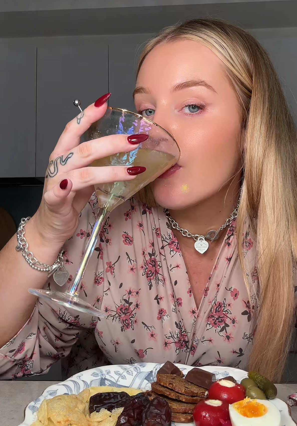 Let’s make a snack plate 