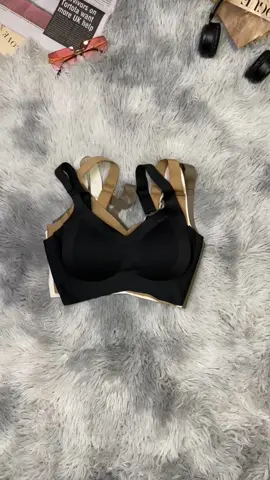 Genuinely love that they’re more seamless than my normal bras💗✨  #lyy #wirelessbra #bras #seamless #comfybra #bralette #underwear #treatyourself #sleepwear #nightwear #VanlentinesDay #gift #girlfriend #womenstyle #girlfashion #falldealsforyou #asmrsounds #TikTok #TikTokShop #TikTokShopLoveAtFirstFind #spotligtfinds #TikTokFashion #sale #clothes #dealsforyoudays #trending #foryoudays #OOTD #outfit #TikTokMadeMeBuyIt #viraltiktok 