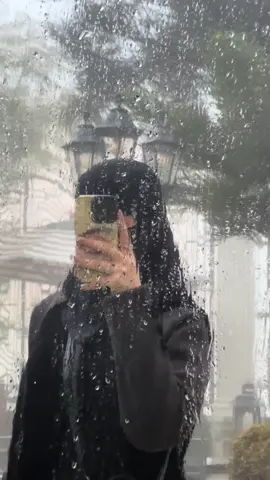 اجواء أبها وبس 🥺🌿🌧️🌂#CapCut #foryou #fypシ #اكسبلورexplore #abha #مطاعم_ابها_والخميس #ابها 