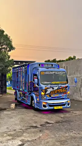 #gigamaniaindonesia #gigamania #giganesia #gigambois #gigaherexstyle #modifikasitruk #trukmboisindonesia🇮🇩 #trukmaniaindonesia #fariasi #anugrahreborn #anugrahkarya #new_anugrahkarya #fypシ゚viral #fypdong #fyp #fypage 