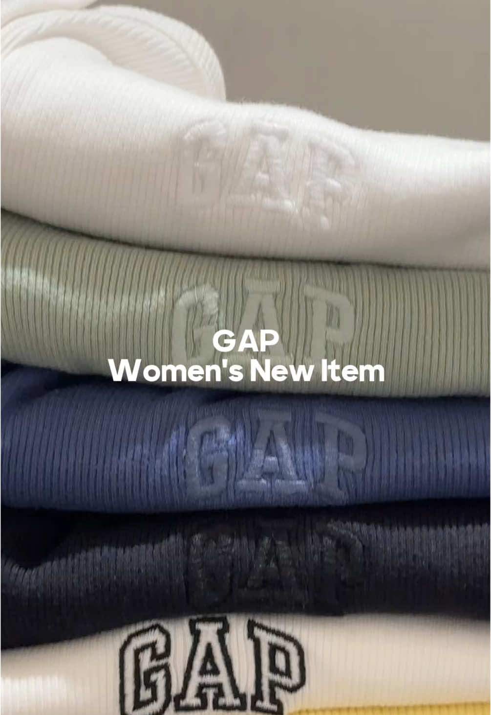 gapリブT1枚は持っておくべきアイテムです👚🙂‍↕️ #gapstaff#gap#gapコーデ#gapロゴ#リブt#tシャツコーデ#春夏コーデ#fashion#お揃いコーデ#おすすめ#