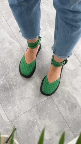 Інста @nikolaeva_evashop #взуттяжіноче #взуттяукраїна #босоніжки #черевики #кеди #туфлі #лофери #взуттядніпро #взуттякиїв #взуттяхарків #обувьукраина 