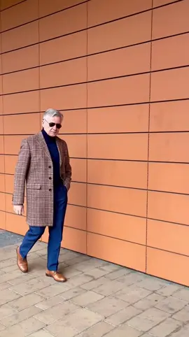 Klasyka na weekend #wojtekhusakiewicz #malemodel #polishmodel #stylefashion #mensfashion #mensworld #silverfox #menswear 