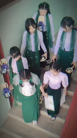 ကဲငယ်ချင်းတွေနဲ့joinပြီဟေ့🏆လူမစုံသေးဘူး@Hsu Hsu 😝💜 #ငါလဲjoinပြီ🗿✌️ #ပညာရည်ချွန်ဆုပေးပွဲအခမ်းအနား #ဒီချိန်တင်ရင်viwerမတတ်မှန်းသိတယ်🙂 #ကရင်မလေး🇳🇱❣️ 