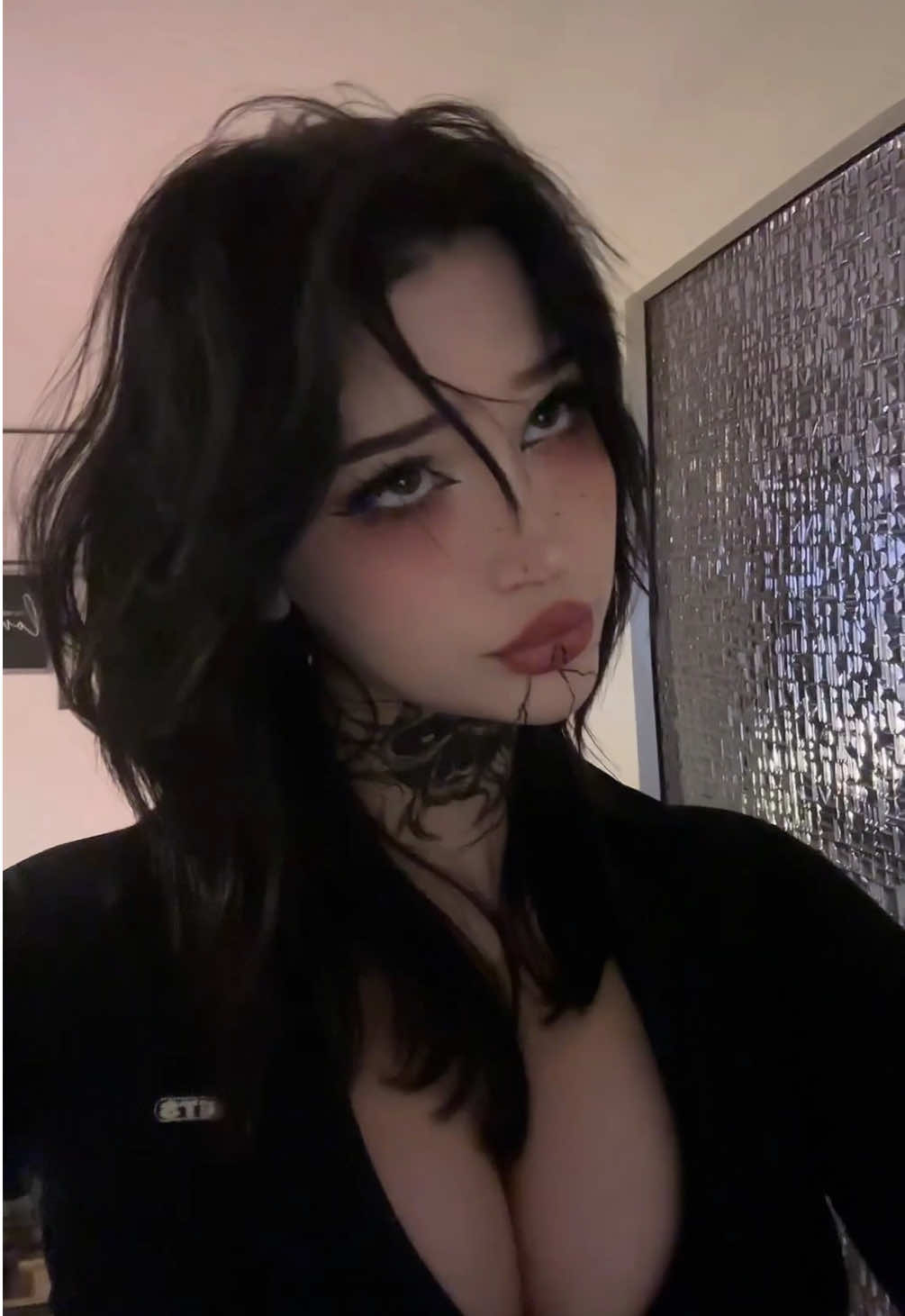 evelyn with brown eyes <3 #baldursgate3 #baldursgate #bg3 #cosplay #evelyncosplay #fyp 