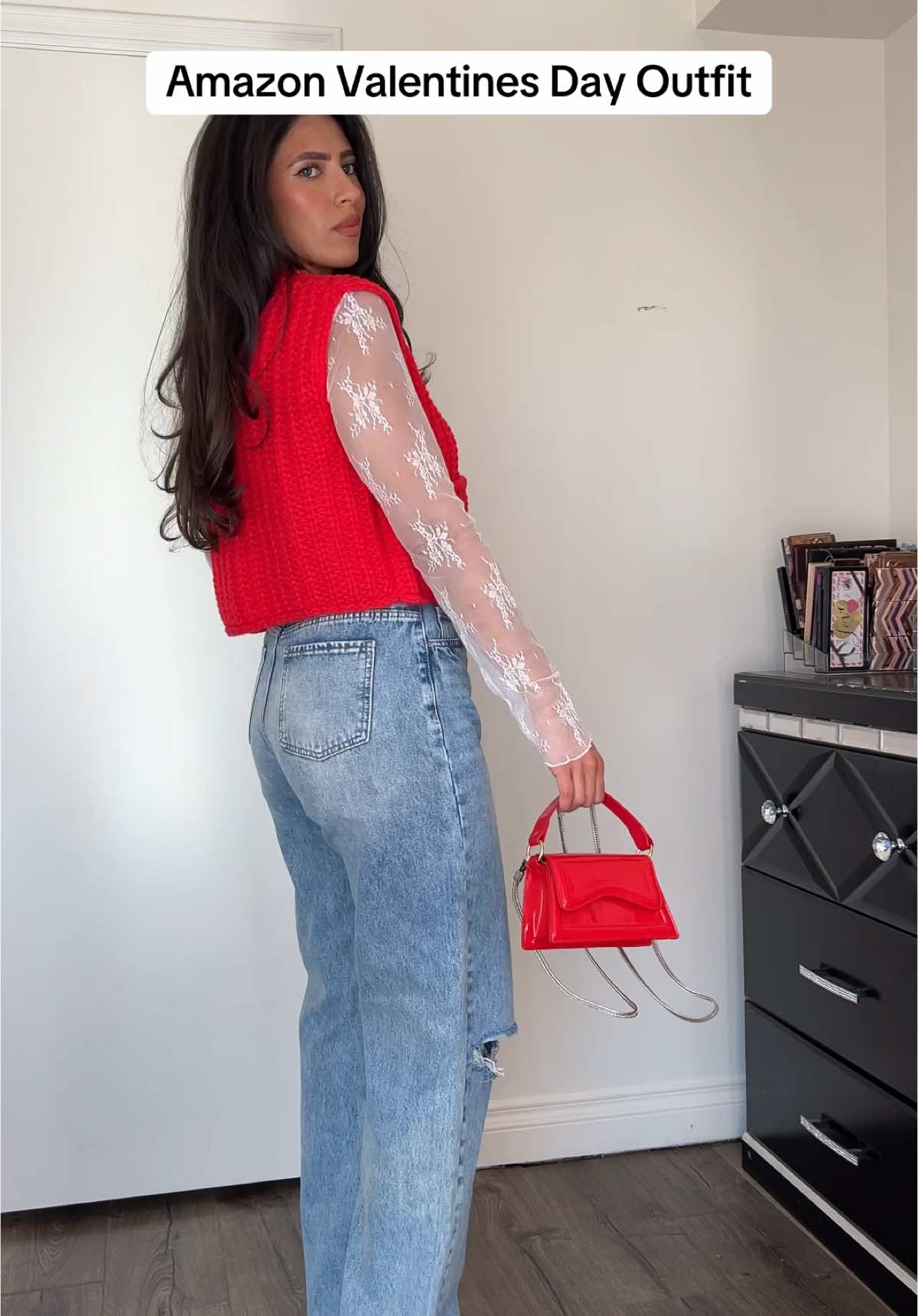 Details in my LTK  . . #ValentinesDay #valentinesoutfit #valentinesdayoutfit #denimoutfitideas #VDayOutfit #amazonoutfits 