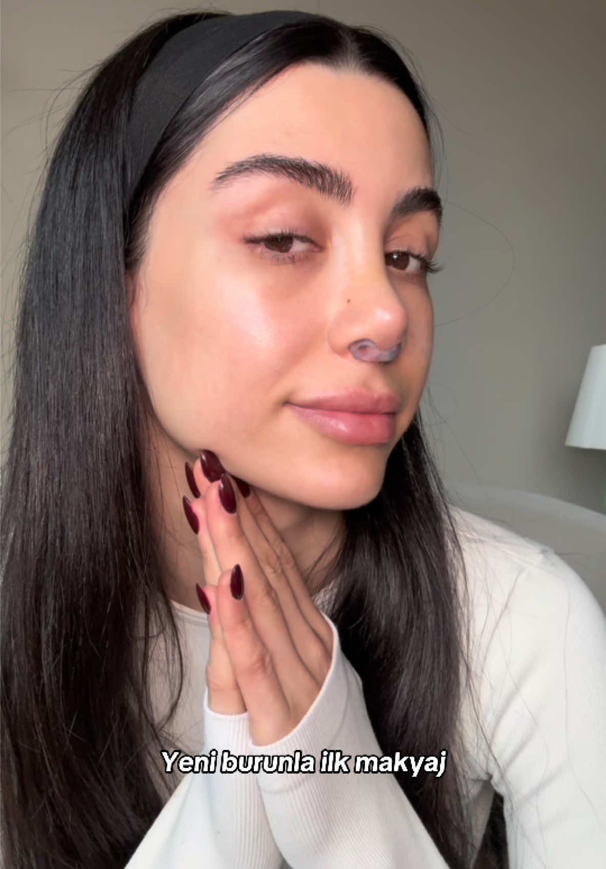 First makeup with new nose 👃🏻  #nostrilretainer #burunucukaldırma #burunestetiği #rinoplasti #rinoplastia #tipplasty #nosejob #beforeafter #foryourepage #makeup 
