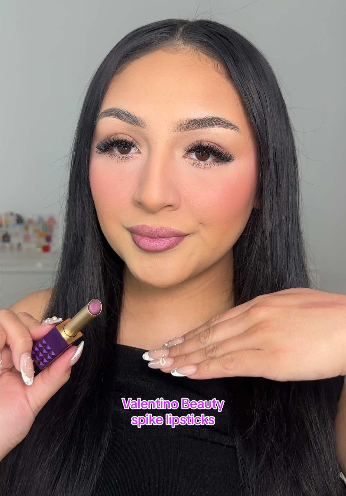 NEW SPIKE VALENTINO LIPSTICKS 💜@Valentino.Beauty  #spikevalentino #GIFTEDBYVALENTINOBEAUTY @sephora #fyp #makeup #viral #VALENTINO #paratii #foryoupage 