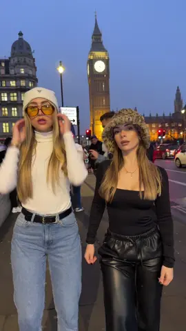 @🫧🩵BLONDECLAU🩵🫧  se nos coló en el vídeo un intruso 🧐