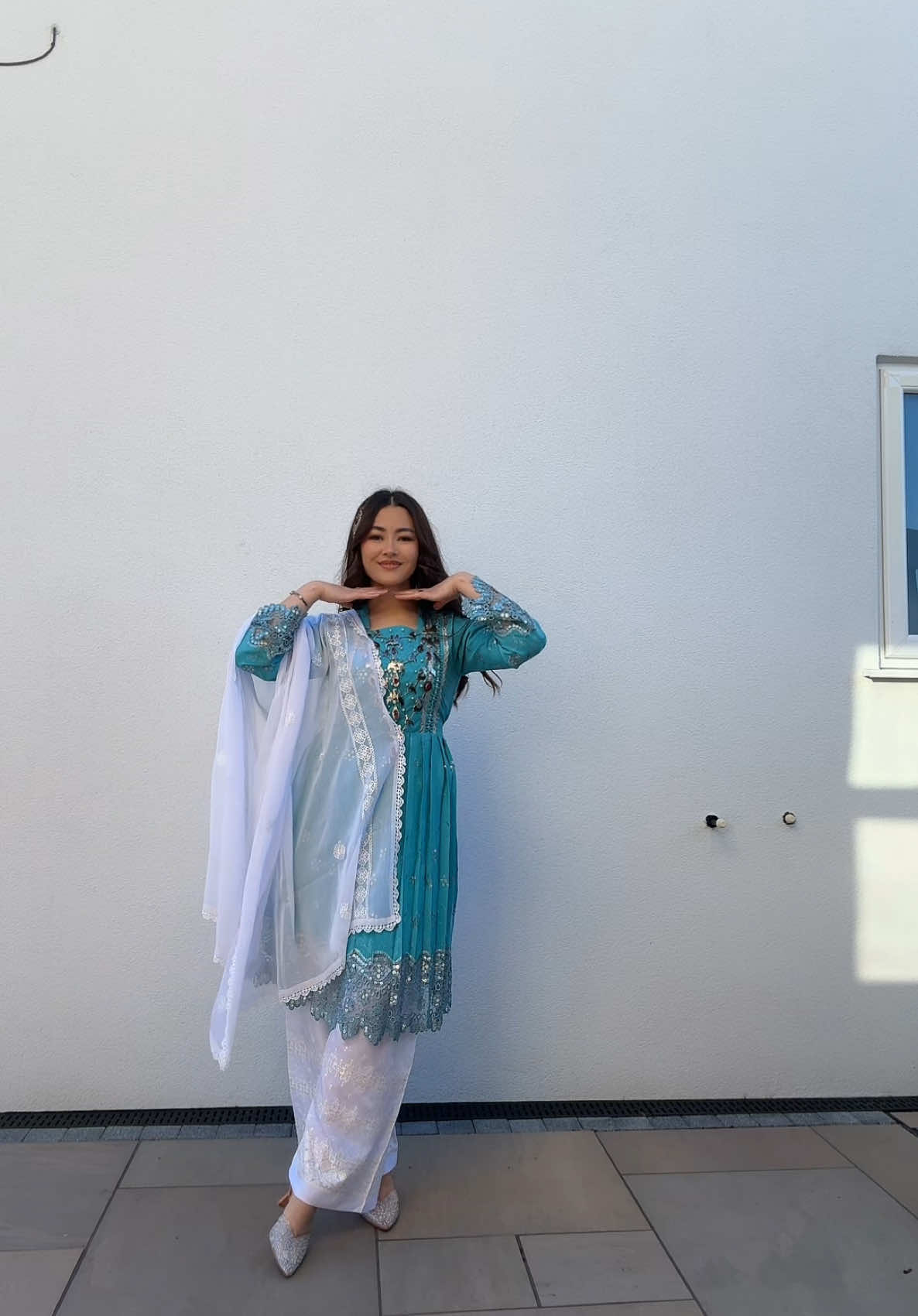 مره مره می بده 🫀 #ahmadzahir #afghangirl 