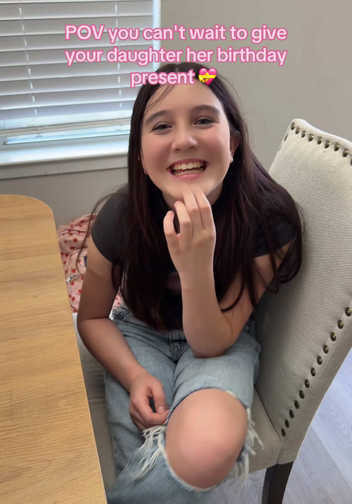 My sweetheart 💝 #fyp #MomsofTikTok #daughter #birthday #birthdaygirl @𝐊𝐞𝐧𝐝𝐚𝐥𝐥 !! 💐🎀 