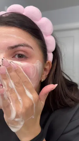 My face can finally breathe🤭 #bloompartner @Bloom Nutrition #grwm #motherhood #youngmom #momcontent #MomsofTikTok 