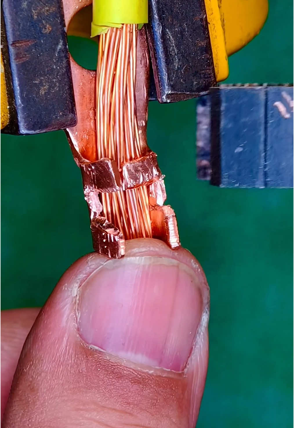 The STRONGEST Way to Connect Wires to Copper Terminals!#toolstour 