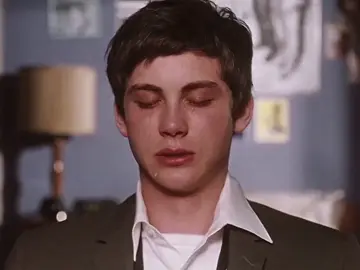 Cry, boy, cry  #crying #in #film #movies #scenes #smalltownboy #edit #thendofthefingworld #james #perksofbeingawallflower #charlie #thebear #elio #callmebyyourname #breakingbad #whiplash #bojackhorseman 