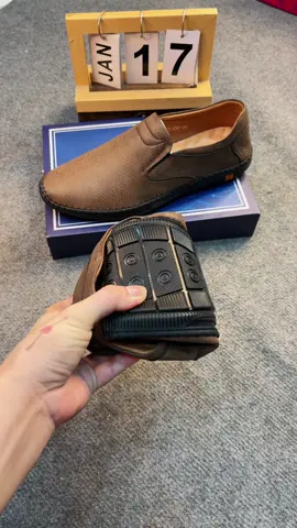 Giày lười Nam Da cao cấp chống nhăn. Chống xước luxury Đế cao su dẻo khâu thủ công toàn bộ… #giayda #giayluoinam #giaymoinam #giaydacaocap #giay #giayditiec #giaydilam #xuhuong2024 #SamTetBaoVui #TikTokShopTet #tiktokindia #xu #tiktok #trending #xuhuongtiktok 