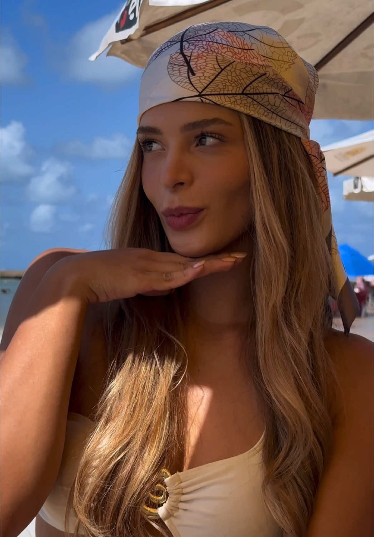 As vezes vocês só precisa viajar e dar risada com os amigos 🫶🏻  #friends #amizade #viagem #friendstrip #trip #nordeste #pipa #reveillon #beach #praia #brasil #blondehair 
