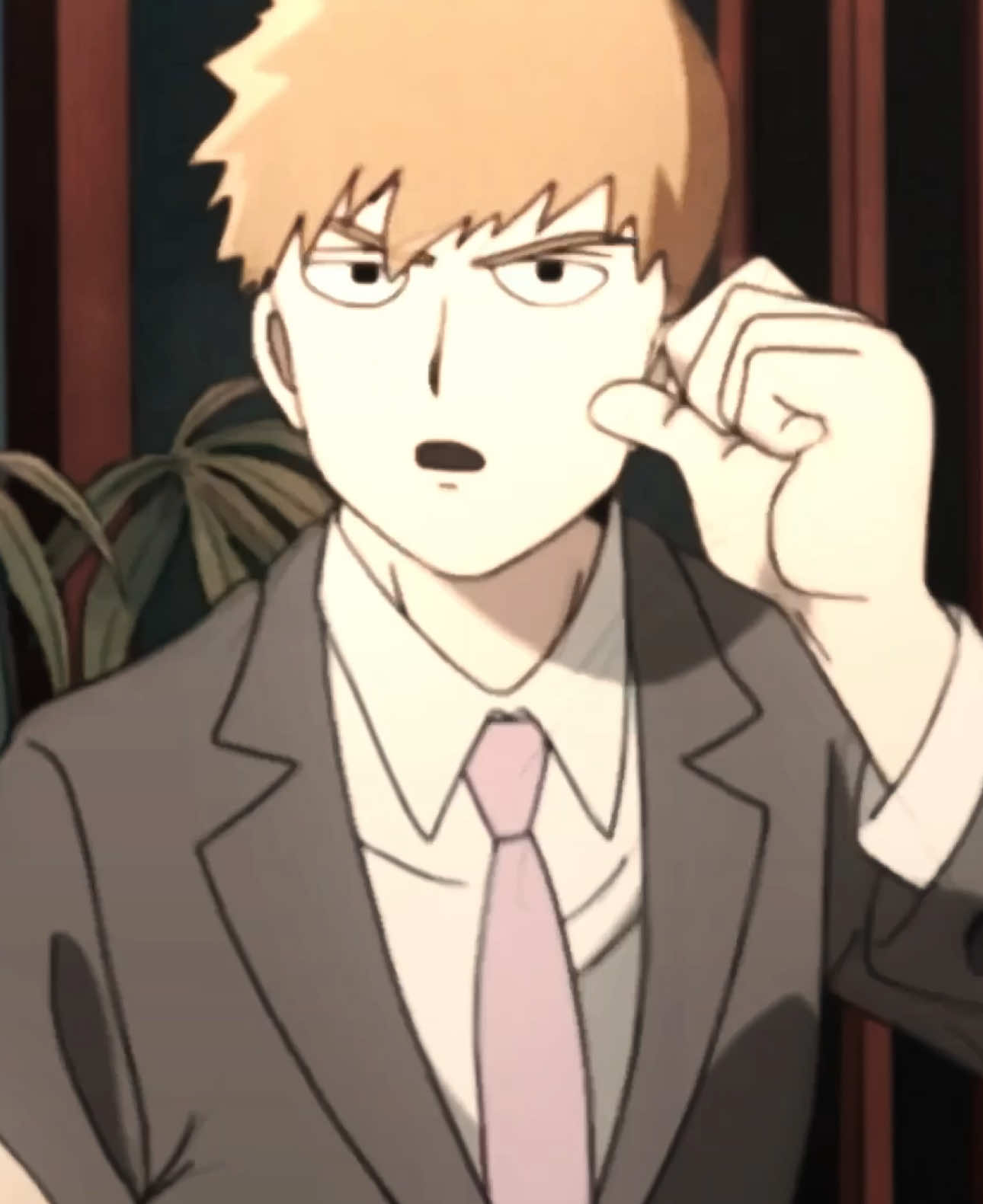 i haven’t edited him in awhile so forgot my old style lol — also i’m on rednote: @zombbster #reigenarataka #mobpsycho100 #mobpsycho100edit #reigen #reigenaratakaedit #fyp #edit #viral 