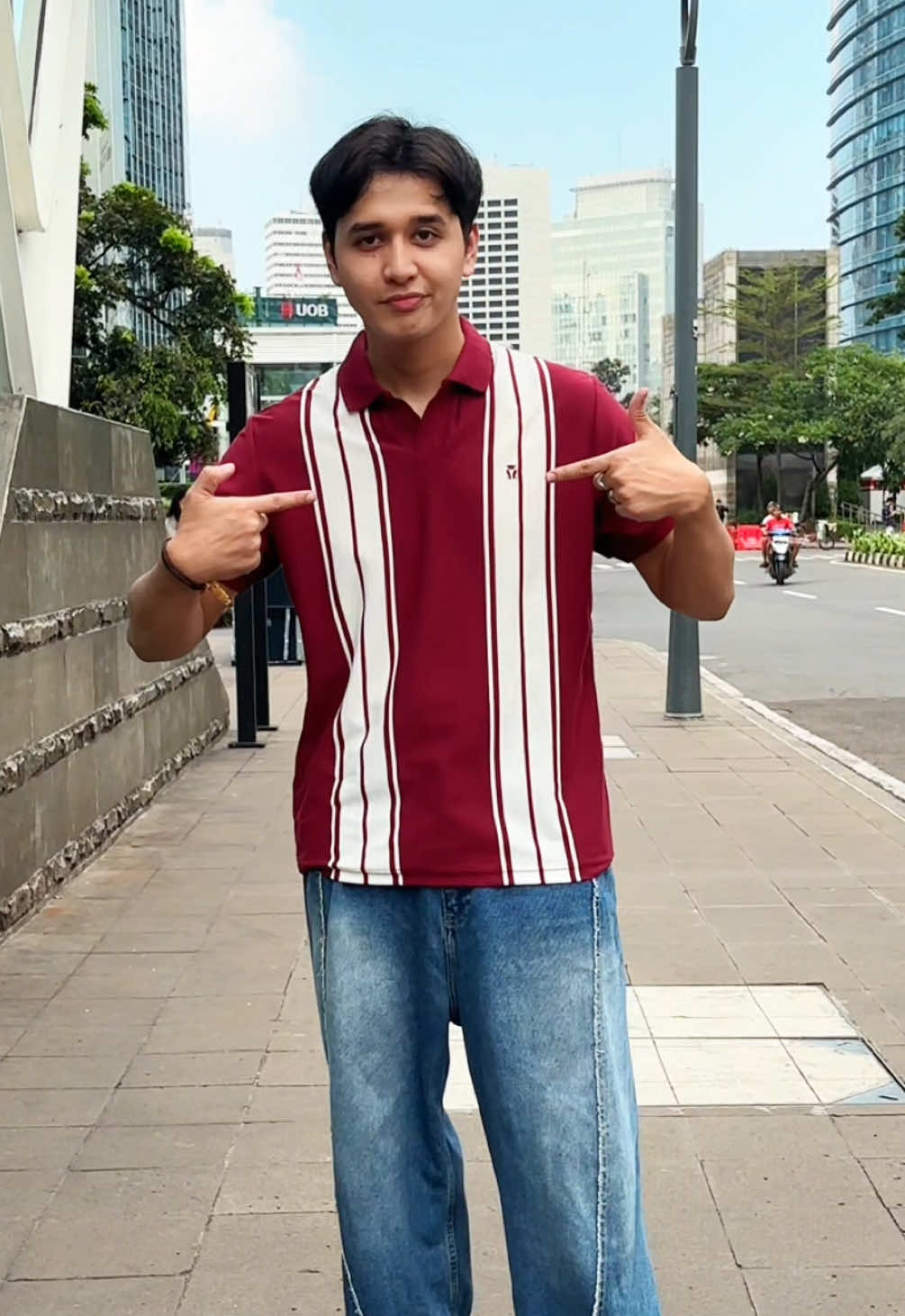 Gimana,Kebagian ga? 🫢#poloshirt #atasanpria #outfitideas #newarrivals 