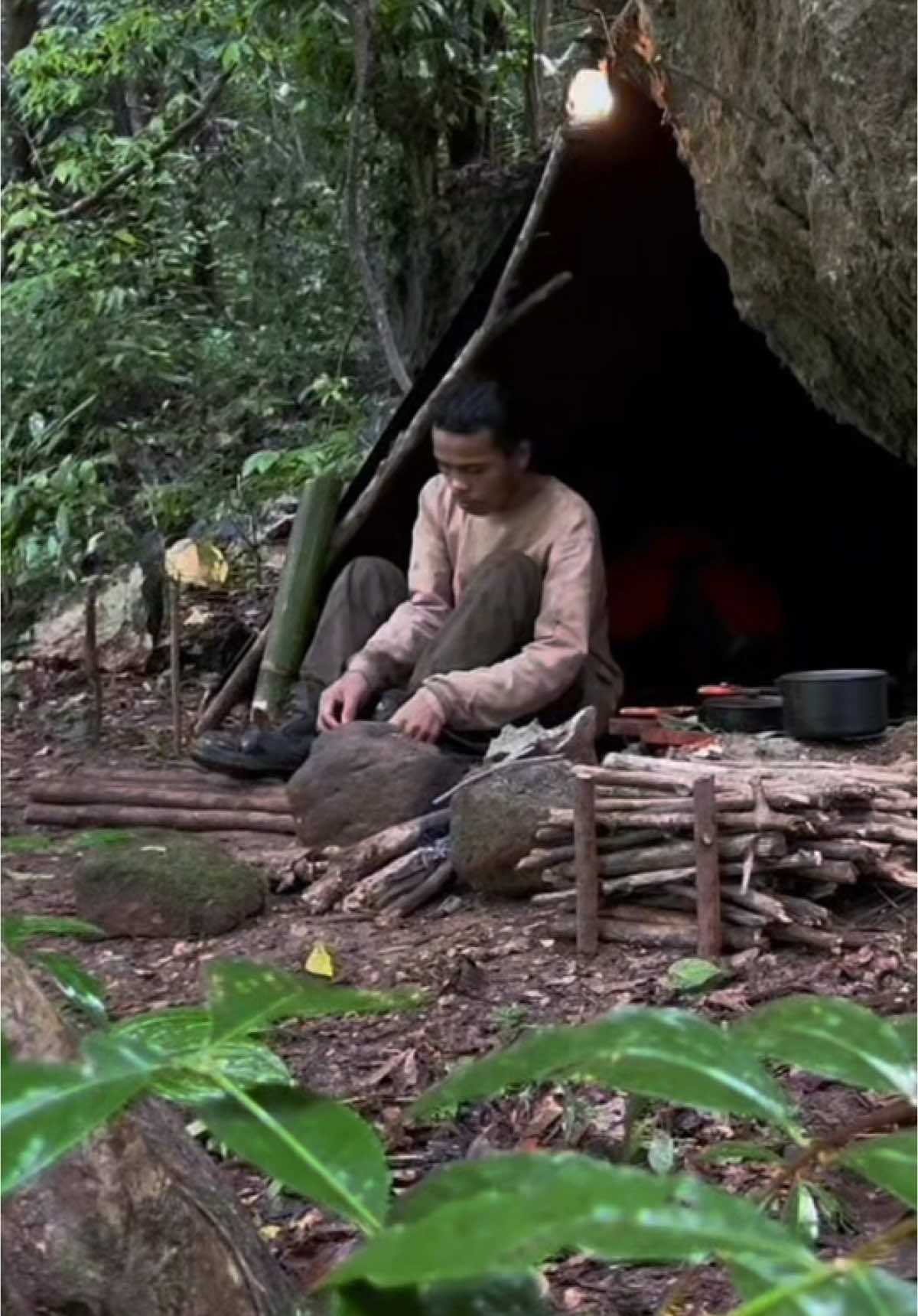 Part 55. Survival education. #survivalskills #bushcraft #idea #pamanbara #edukasi #kehidupanliar #outdoor #forest #camping #Minecraft 