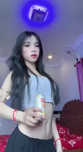 ដុំថ្មរាំ🤣#LyySha #foryou #fyp #foryoupage 