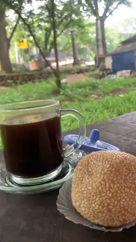 Monggo Mentahane Ngopi Syahdu karo di kancani Onde onde bolo , Gasskan mentahanan buat edit storymu ! #mentahan #bahanstory🔥 #prankstory #prankstoryjatim 
