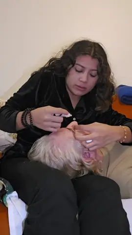 Wakalaaa🤢 JAJAJAJA  Tuve que acelerar el video por que no caia ni la gota ni la saliva😩 #novios #22y61 #xcyzba #todos #paratiii #viral #videoviral #paratiiiiiiiiiiiiiiiiiiiiiiiiiiiiiiiiii🦋 #fyp #foryoupage #saliva 