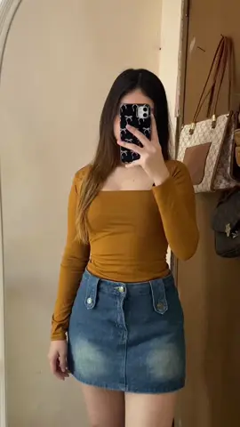 BUY 1, GET 2 SQUARENECK LONG SLEEVE. GANDAAA!!🥺 #squareneck #doubleliningtop #fyangoutfit #squarenecktop #squarenecklongsleeve #basicdoubleliningtop #buy1take2 #longsleeve #OOTD #outfitideas #fyp 